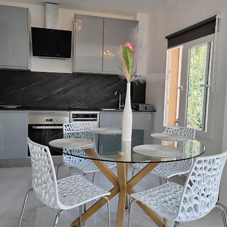 Apartamento La Torre,200M Hasta La Playa Benalmadena Exterior photo