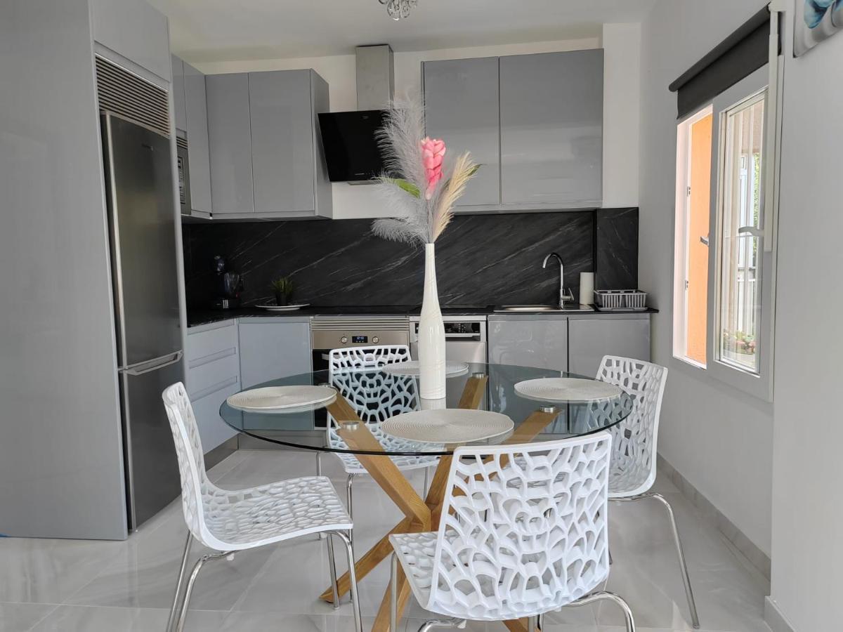 Apartamento La Torre,200M Hasta La Playa Benalmadena Exterior photo